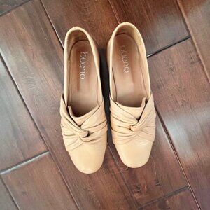 Anthropology Bueno Tan Flats